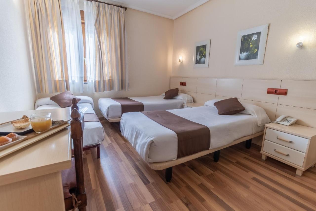 Hostal Rural El Cano By Vivere Stays Alpedrete Buitenkant foto