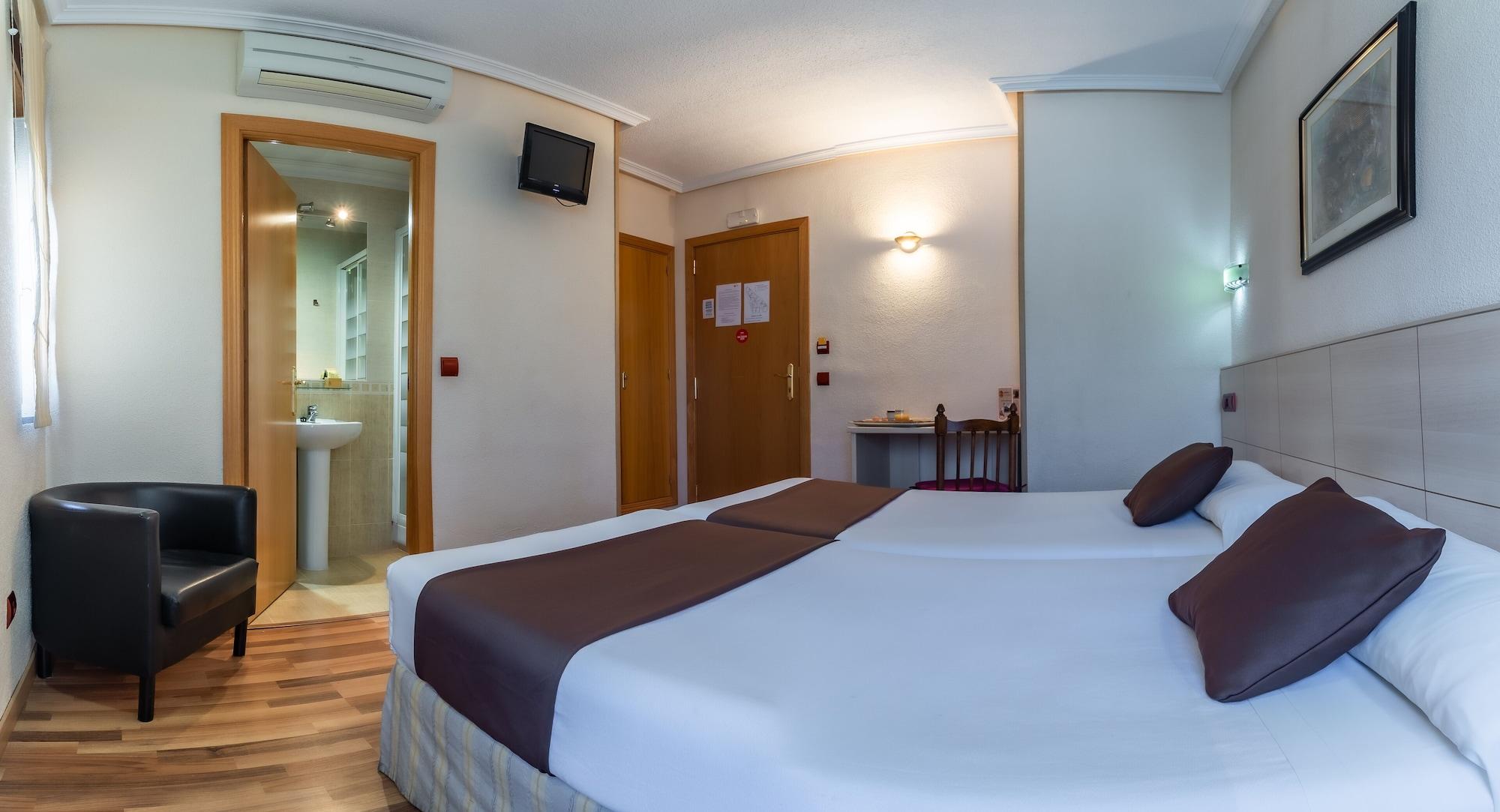 Hostal Rural El Cano By Vivere Stays Alpedrete Buitenkant foto