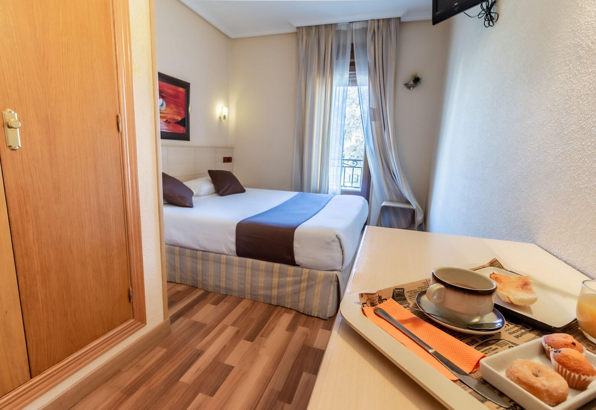 Hostal Rural El Cano By Vivere Stays Alpedrete Buitenkant foto