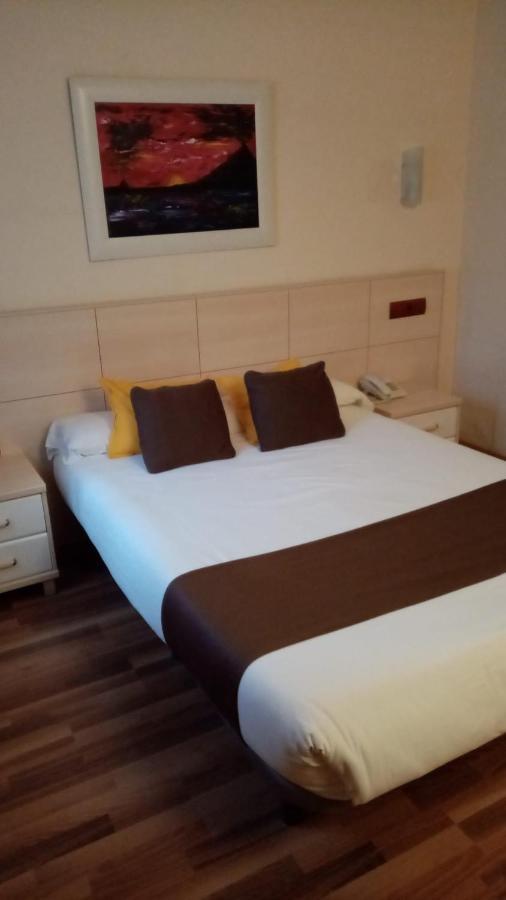 Hostal Rural El Cano By Vivere Stays Alpedrete Buitenkant foto