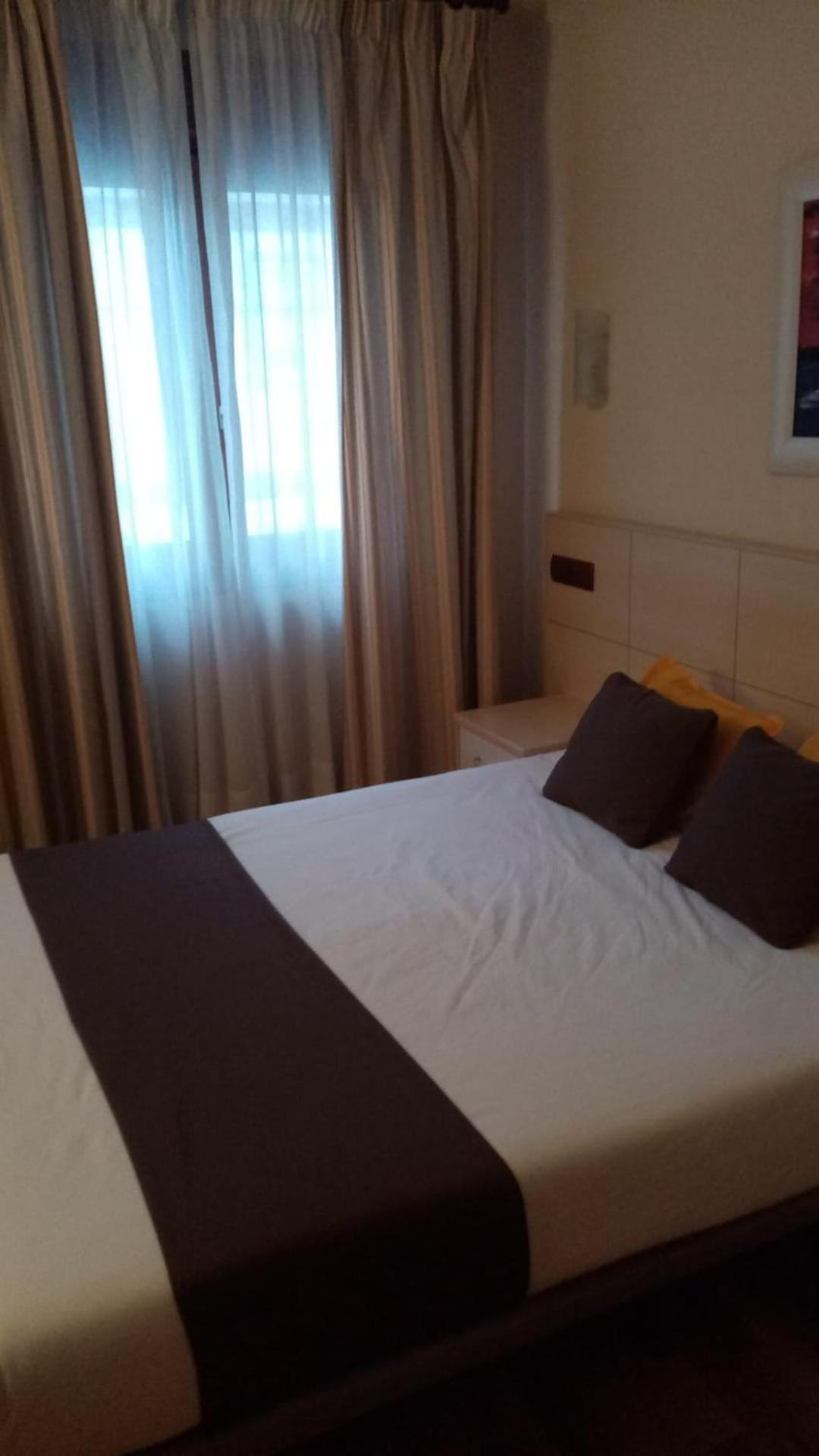 Hostal Rural El Cano By Vivere Stays Alpedrete Buitenkant foto