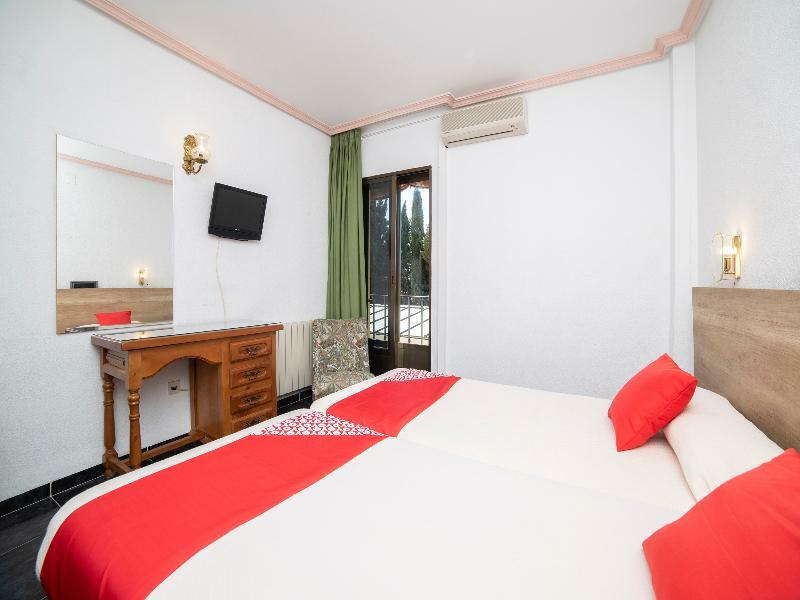 Hostal Rural El Cano By Vivere Stays Alpedrete Buitenkant foto